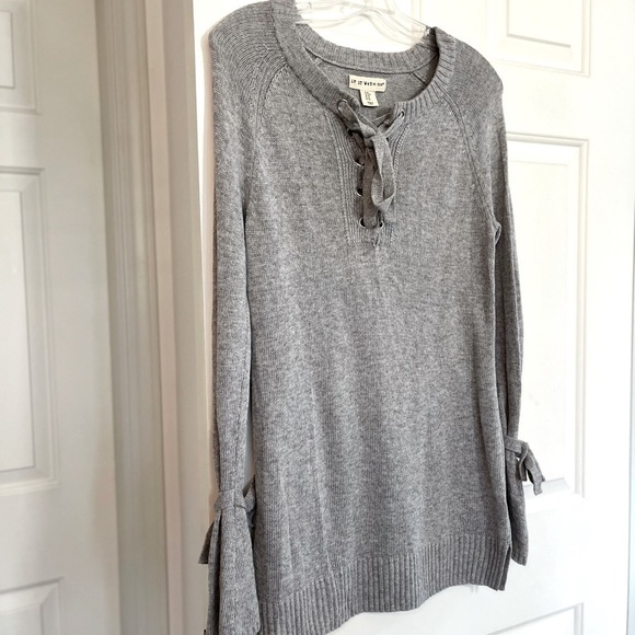 If It Were Me Anthropologie Gray Lace Up Collar Bell Sleeve Long Sweater Medium - Picture 5 of 16
